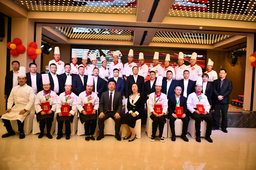 目的已定 势必告竣丨亿万先生mr餐饮集团召开2023年一季度谋划事情剖析会